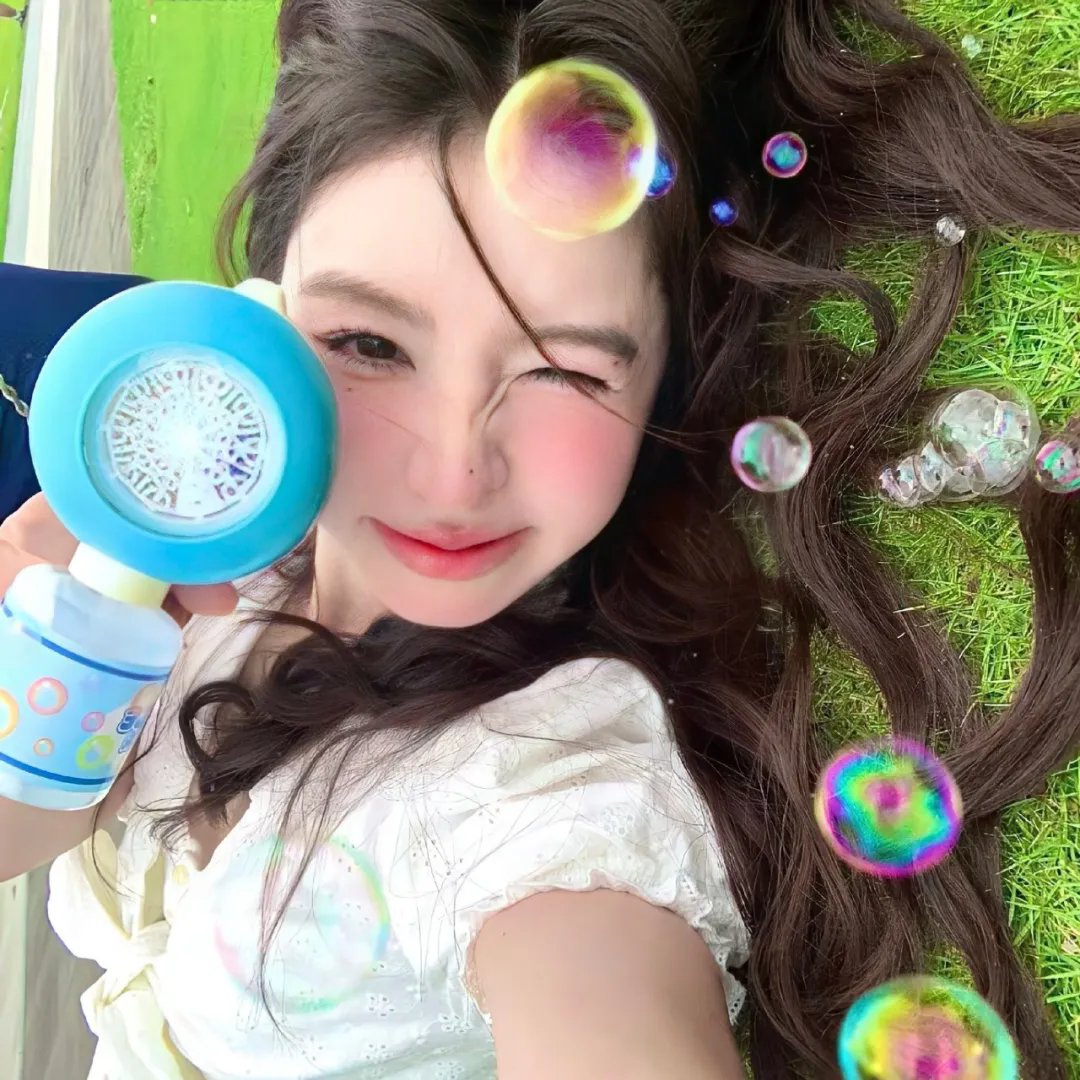 亚曼达厌世系