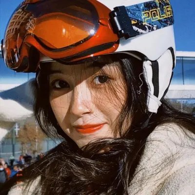 三条黑暗的街道